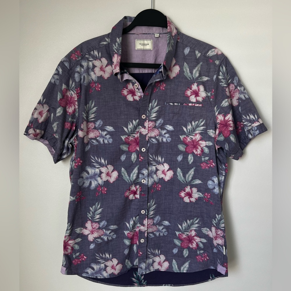 7 Diamonds short sleeve button down